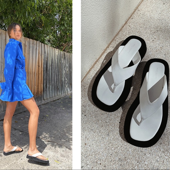 NWT Tony Bianco Yves Thong Sandal, white, 10/11 - Picture 2 of 3